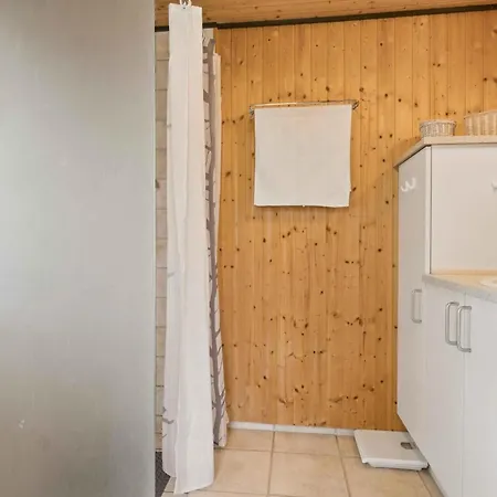 Summerhouse In Peaceful Surroundings *