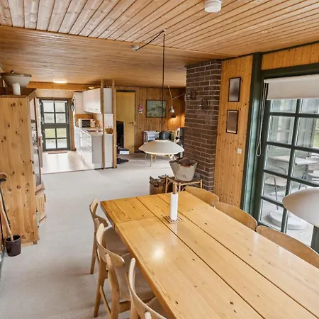 Vakantiehuis Summerhouse In Peaceful Surroundings Pandrup